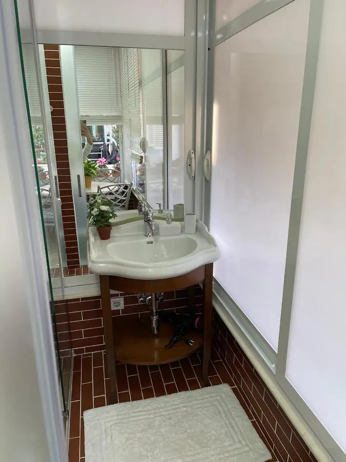 Marini Tiny Home Τίρανα Αλβανία